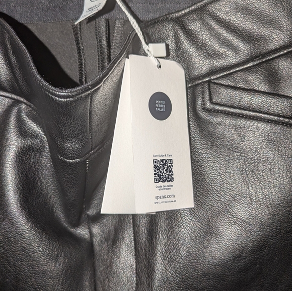 Spanx nwt petite black faux leather flare pants - Picture 4 of 6